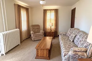 1502 Pennsylvania Ave, West Mifflin, PA 15122 - Photo 4