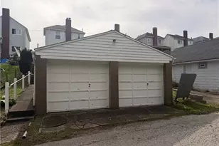 1502 Pennsylvania Ave, West Mifflin, PA 15122 - Photo 22