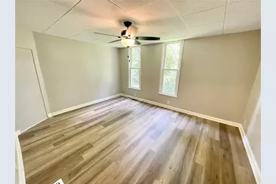 223 E Falls St #1B, New Castle, PA 16101 - Photo 8