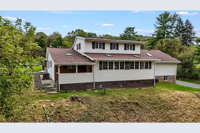 152 Sugar Run Road, Franklin Township, PA 15370 - Photo 2