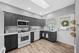 104 Boxwood Ct, Peters Township, PA 15317 - Photo 4