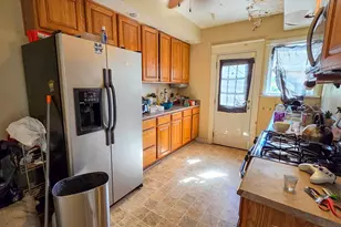 949 W 8th St, Erie City, PA 16502 - Photo 6