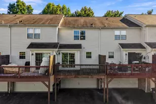 306 Castle Creek Dr, Seven Fields Boro, PA 16046 - Photo 26