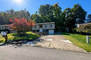 1889 Riggs Rd, South Park, PA 15129 - Photo 2