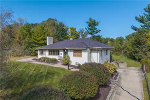 613 Glen Dr, Peters Township, PA 15317 - Photo 2