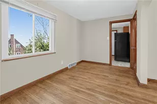 418 Commonwealth Ave, Duquesne, PA 15110 - Photo 10