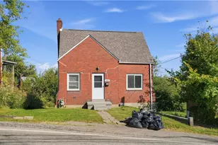 418 Commonwealth Ave, Duquesne, PA 15110 - Photo 2
