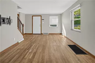 418 Commonwealth Ave, Duquesne, PA 15110 - Photo 6