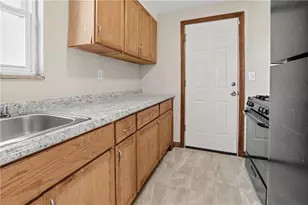 418 Commonwealth Ave, Duquesne, PA 15110 - Photo 16