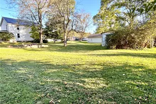 180 Grandview Ave, White Township, PA 15701 - Photo 32