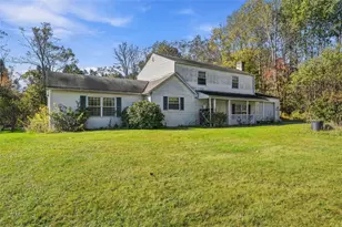122 Brittner Cir, Jackson Township, PA 16063 - Photo 2