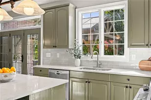 100 Teaberry Ln, Peters Township, PA 15367 - Photo 8