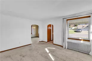 707 Washington, Jeannette, PA 15644 - Photo 8