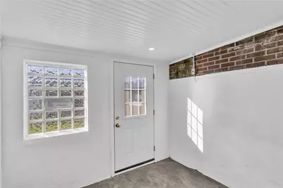 707 Washington, Jeannette, PA 15644 - Photo 26