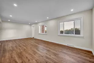 210 Sunny Dr, Pittsburgh, PA 15236 - Photo 6