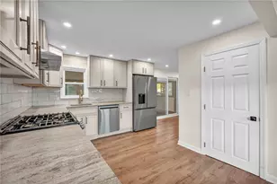 210 Sunny Dr, Pittsburgh, PA 15236 - Photo 8