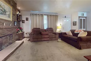 801 Deely St, Pittsburgh, PA 15217 - Photo 10