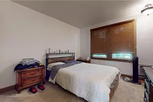 801 Deely St, Pittsburgh, PA 15217 - Photo 14