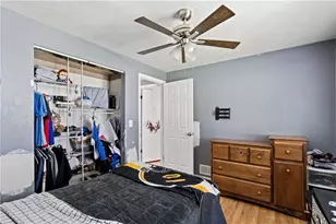 522 St George Dr, North Versailles, PA 15137 - Photo 14