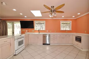 14 Esther St, Fallowfield, PA 15022 - Photo 10
