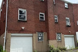 1611-1613 Parkline Dr, Pittsburgh, PA 15227 - Photo 2