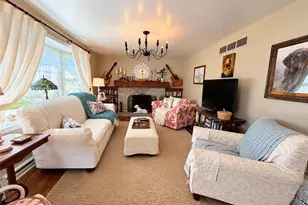 207 Central Dr, Center Township, PA 16001 - Photo 2