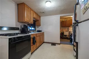 100 Reifert St, Pittsburgh, PA 15210 - Photo 32