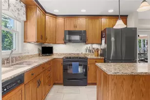 172 Crossing Ridge Trail, Cranberry Township, PA 16066 - Photo 8