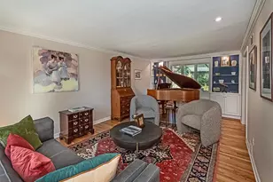 255 Connecting Rd, Pittsburgh, PA 15228 - Photo 4