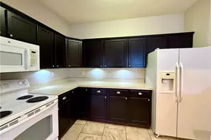 250 Hidden Ridge Ct, South Park, PA 15129 - Photo 6
