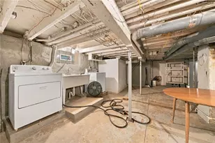 321 Center Ave, Pitcairn, PA 15140 - Photo 32