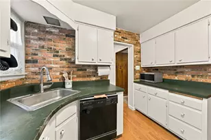 321 Center Ave, Pitcairn, PA 15140 - Photo 18