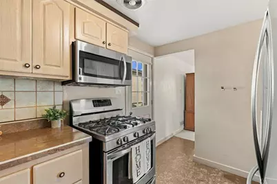 572 Jenne Drive, Pittsburgh, PA 15236 - Photo 10