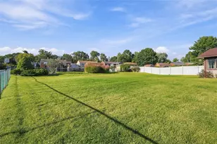 572 Jenne Dr, Pittsburgh, PA 15236 - Photo 34
