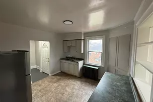 601 Pine St, Ambridge, PA 15003 - Photo 2