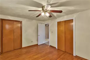 609 Millers Ln, Pittsburgh, PA 15239 - Photo 22