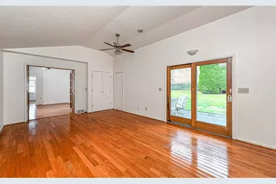 352 Huntington Ave, Pittsburgh, PA 15202 - Photo 16