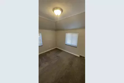 63 W Bellecrest Ave, Pittsburgh, PA 15227 - Photo 22