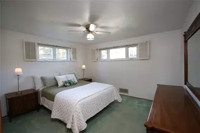 4548 Mapledale Drive, Homestead, PA 15120 - Photo 12