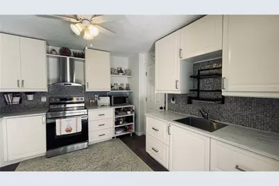 6731 Elk Rush Dr, Imperial, PA 15126 - Photo 8