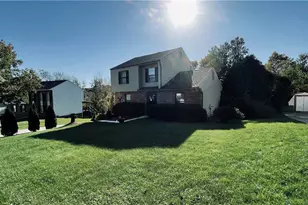6731 Elk Rush Dr, Imperial, PA 15126 - Photo 4