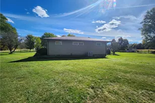 193 Grange Rd, Shenango Township, PA 16142 - Photo 4