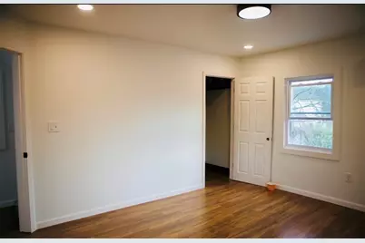 813 Lauck Ave, Liberty Boro, PA 15133 - Photo 16