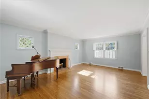 413 Maple Ln, Edgeworth, PA 15143 - Photo 6