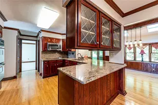 330 Elm Dr, Hempfield Township, PA 15601 - Photo 10