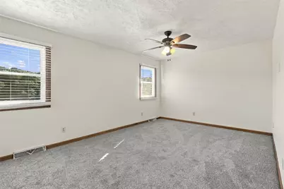 308 Lamplighter Circle, Pittsburgh, PA 15212 - Photo 26