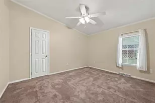 39377 Montour Ct, Pittsburgh, PA 15239 - Photo 16
