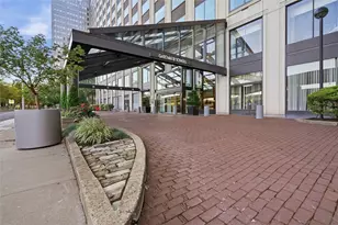 320 Fort Duquesne Blvd, Pittsburgh, PA 15222 - Photo 2