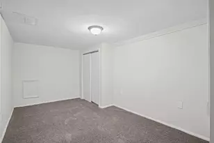 8018 Lincoln Rd, Pittsburgh, PA 15147 - Photo 24
