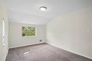 8018 Lincoln Rd, Pittsburgh, PA 15147 - Photo 16